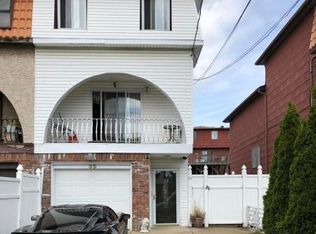 35 McVeigh Ave, Staten Island, NY 10314