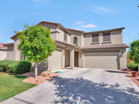 2nd image of 42548 W Cheyenne Dr