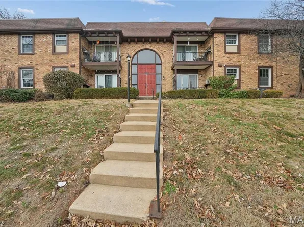 11872 Cresta Verde Dr APT D, Saint Louis, MO 63146