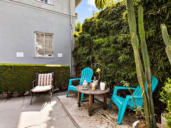 3rd image of 1323 N Olive Dr #35A