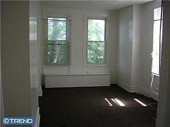 4th image of 224 W Apsley St
