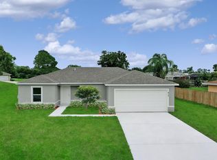 1385 Thornhill Ln, Sebastian, FL 32958