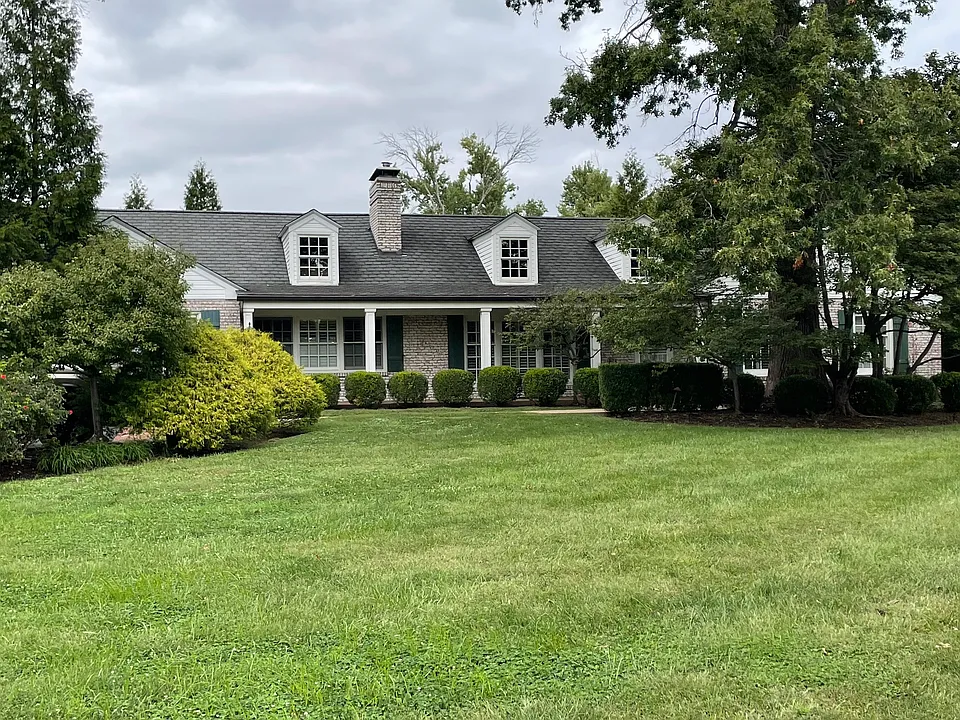 5 W Geyer Ln