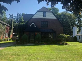 198 Ruskin Rd, Amherst, NY 14226