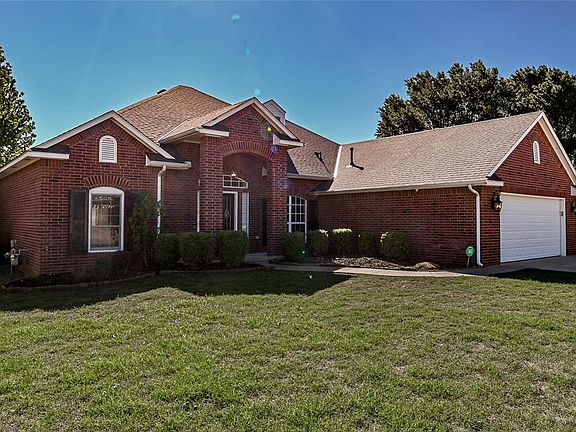 2nd image of 21574 Lake Shadows Dr