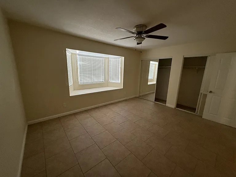 14940 Gayhead Rd — Photo 10