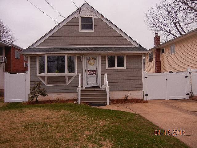 1st image of 192 Deauville Blvd