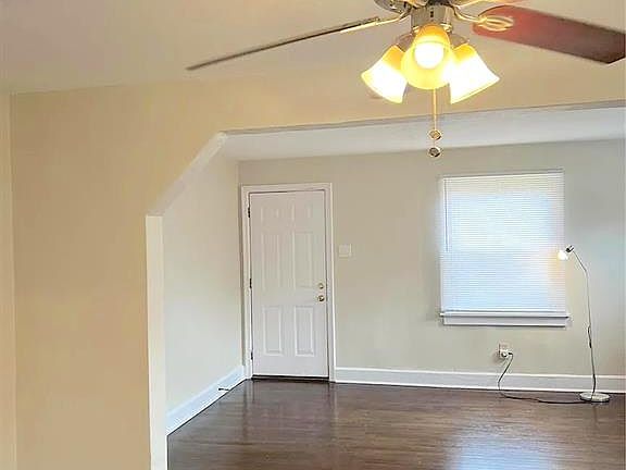 3rd image of 5419 College Ave
