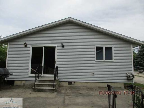 3rd image of 921 N Nafus St