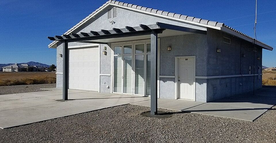 1st image of 860 Starlight Dr