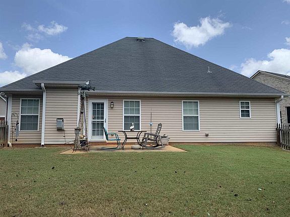 3rd image of 1488 Empress Dr