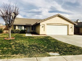 731 N Sandalwood Ave, Rialto, CA 92376