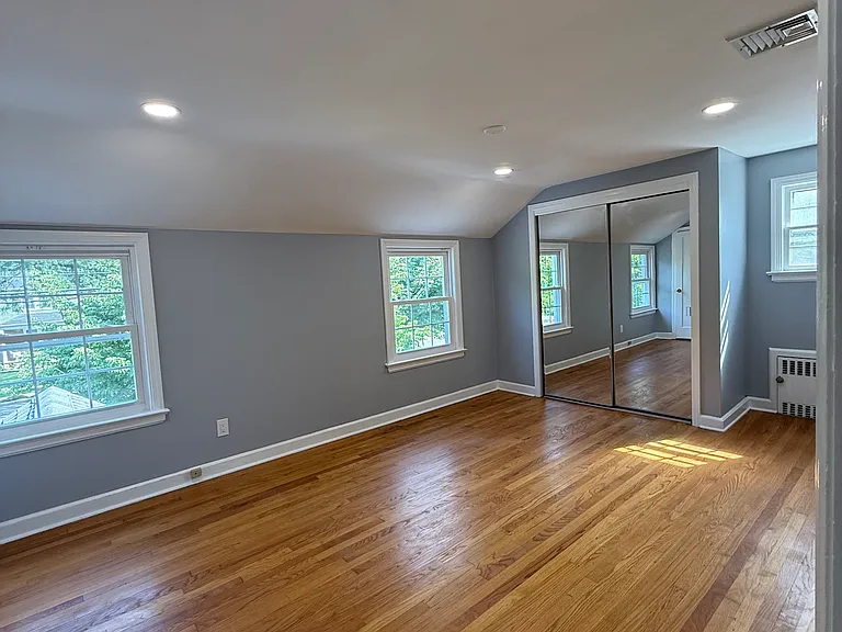 2261 Mountain Ave — Photo 19