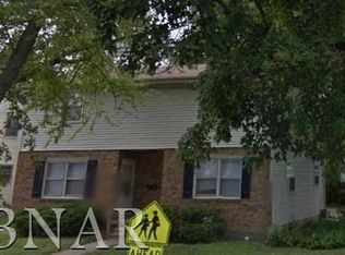 812 N Center St, Bloomington, IL 61701