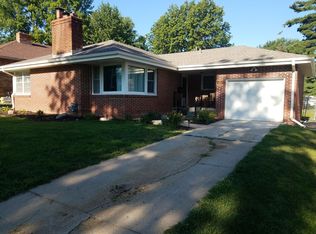 3952 N 53rd St, Omaha, NE 68104