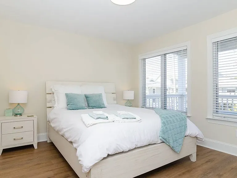 6 Seagull St #A — Photo 23
