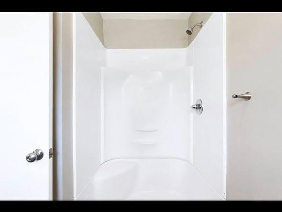 5th image of 1126 S Enota Dr NE