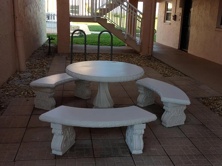 5 Sunflower St #10 — Photo 27