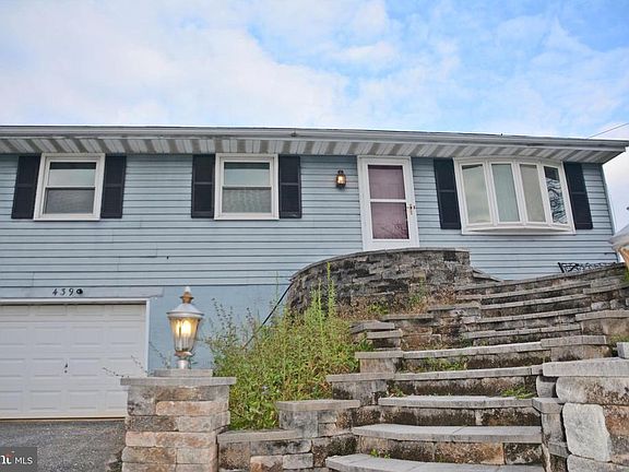 4th image of 439 Lefever Rd