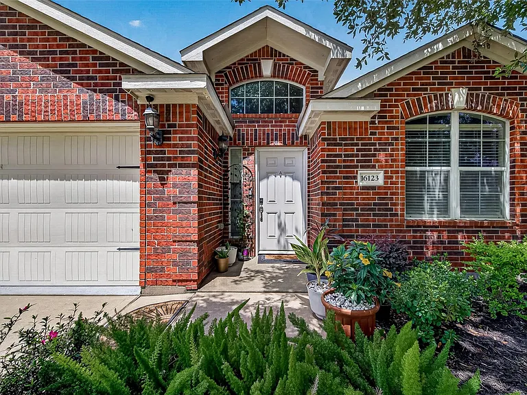 16123 Ducktail Ln — Photo 7