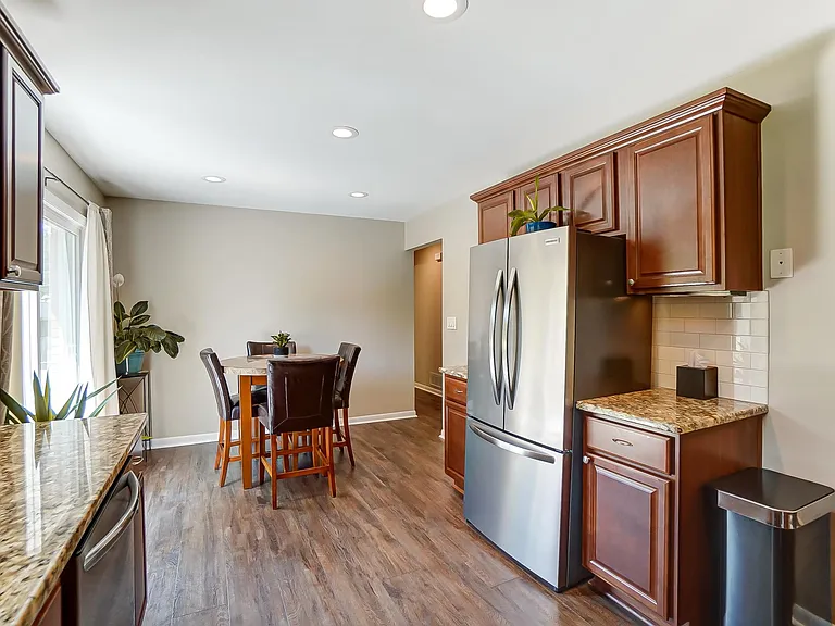 1599 Yellowglen Dr — Photo 14