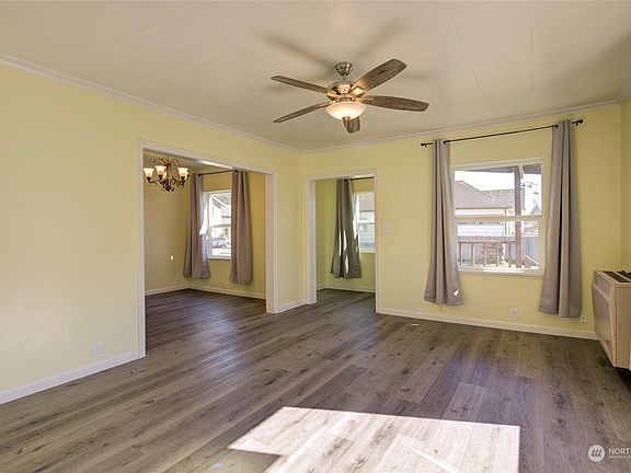 3rd image of 923 Soule Avenue