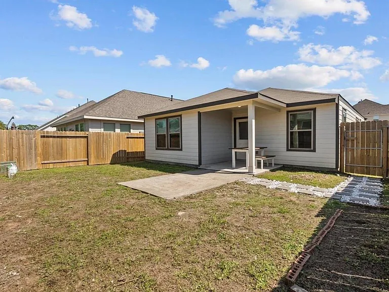 5339 Cj Walker Ln — Photo 15