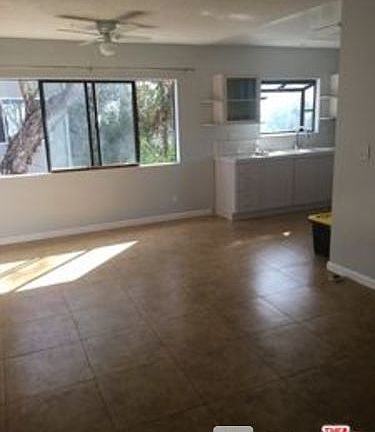 2nd image of 2047 Lemoyne St