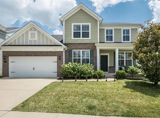 722 Savannah Crossing Way, Chesterfield, MO 63017