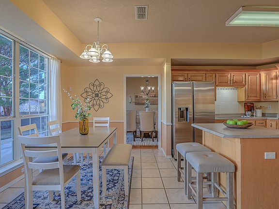 4th image of 8305 Calle Soquelle NE