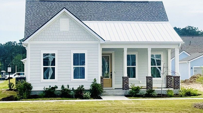 Welcome to the Sweetgrass by Pulte Homes at Sayebrook!