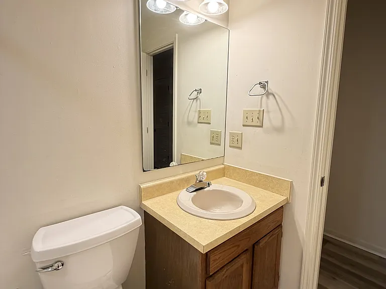 3263 Carlyle Dr NW — Photo 14
