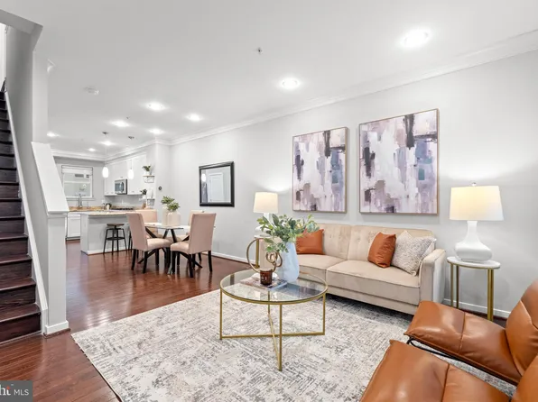 331 K St SE, Washington, DC 20003