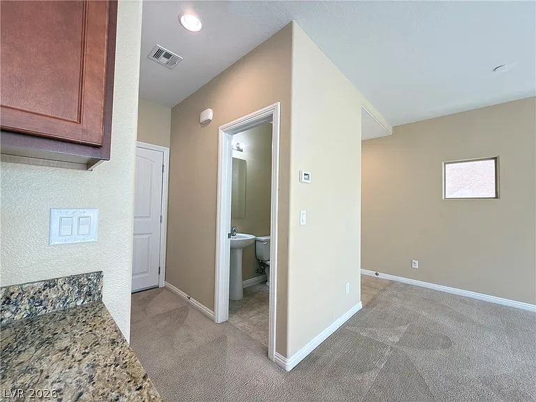 12 Jasmine Point St — Photo 14