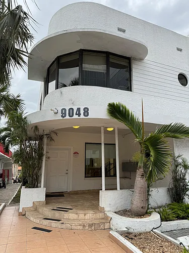 9048 Collins Ave Photo 1
