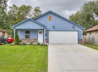 706 S Oklahoma St, Sapulpa, OK 74066