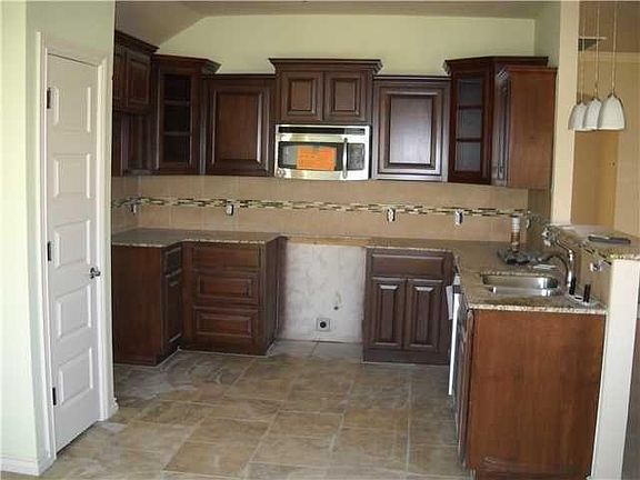 3rd image of 1242 W Shannon Way Ct