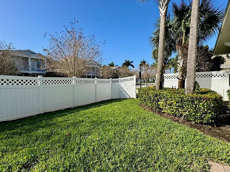 2758 Avalon Way — Photo 7