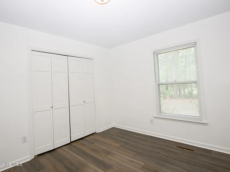 901 Glendale Dr — Photo 27