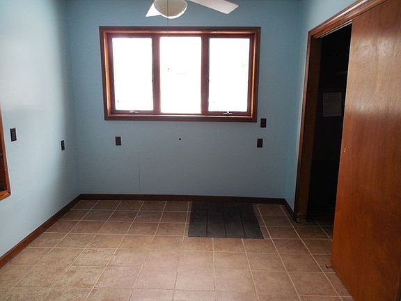 5th image of 12760 E Metcalf Ave