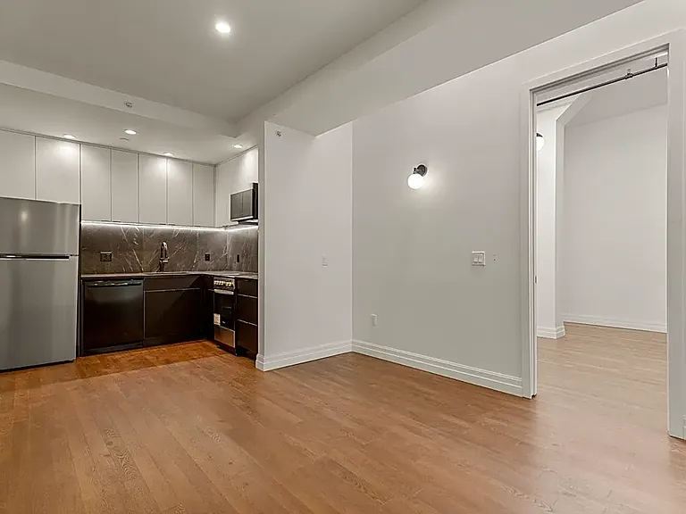 107 Court St #101 — Photo 30