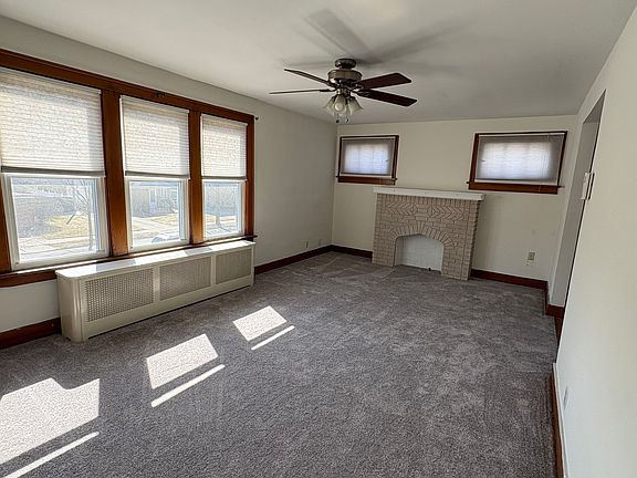 2nd image of 110 Knox Ave APT 2