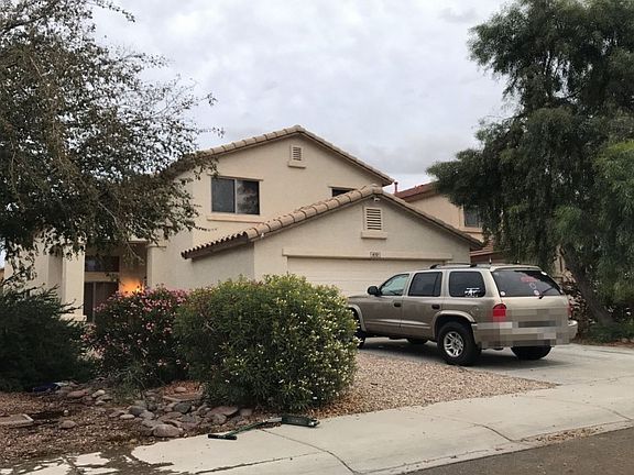 3rd image of 470 E Kelsi Ave