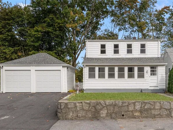 1111 Atwood Ave, Johnston, RI 02919