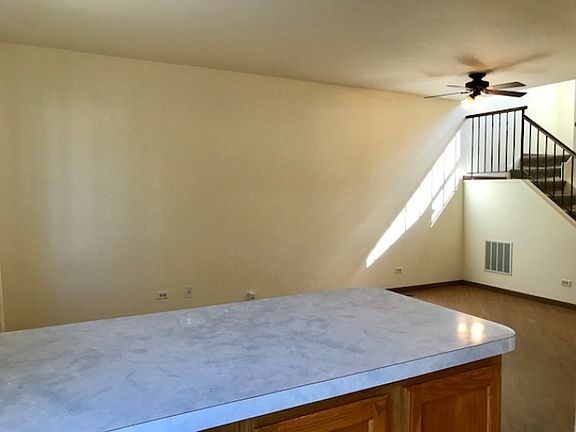 4th image of 1135 Whispering Hills Dr