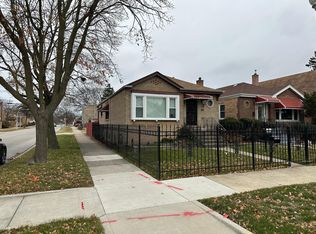 9801 S Ingleside Ave, Chicago, IL