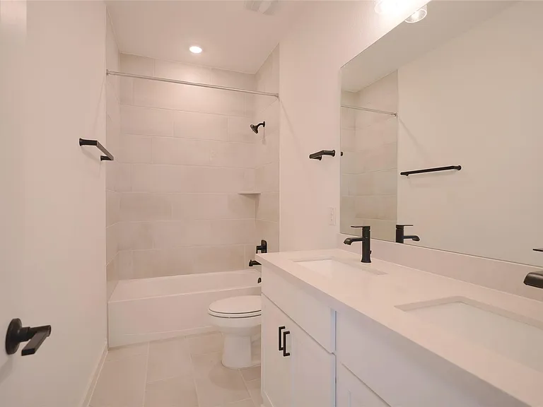 1250 N Roger Hanks Pkwy — Photo 21
