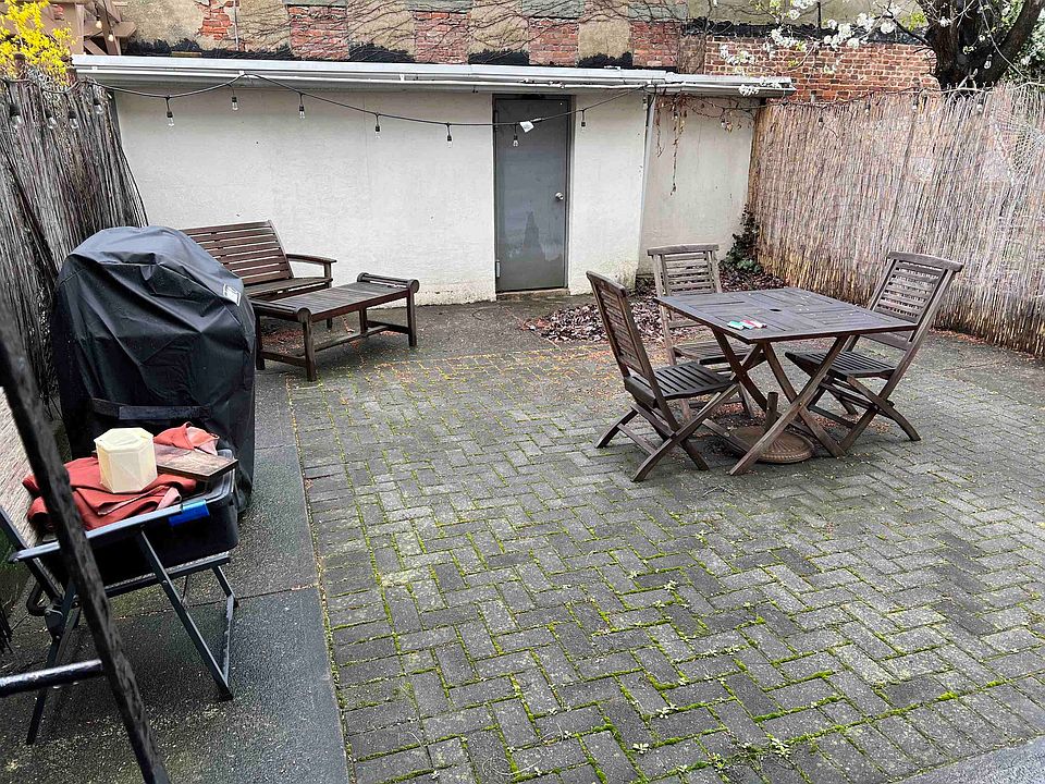 1st image of 528 Garden St APT B