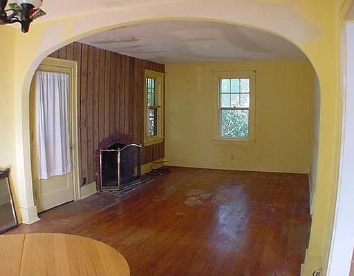 5th image of 905 Miller Ave