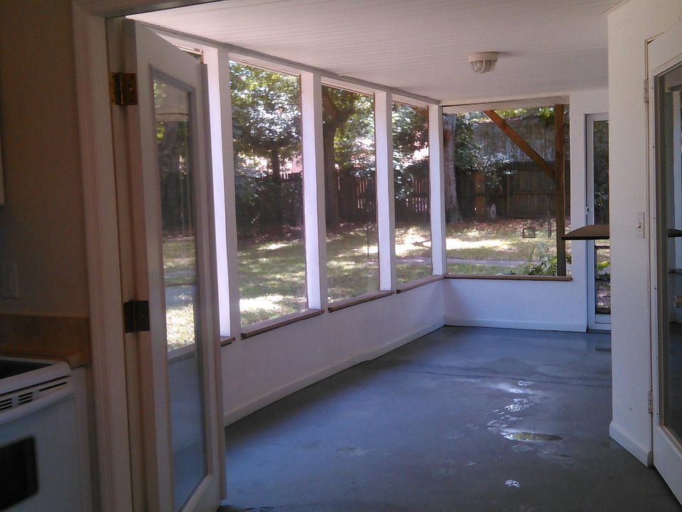1st image of 514 Powers Ave